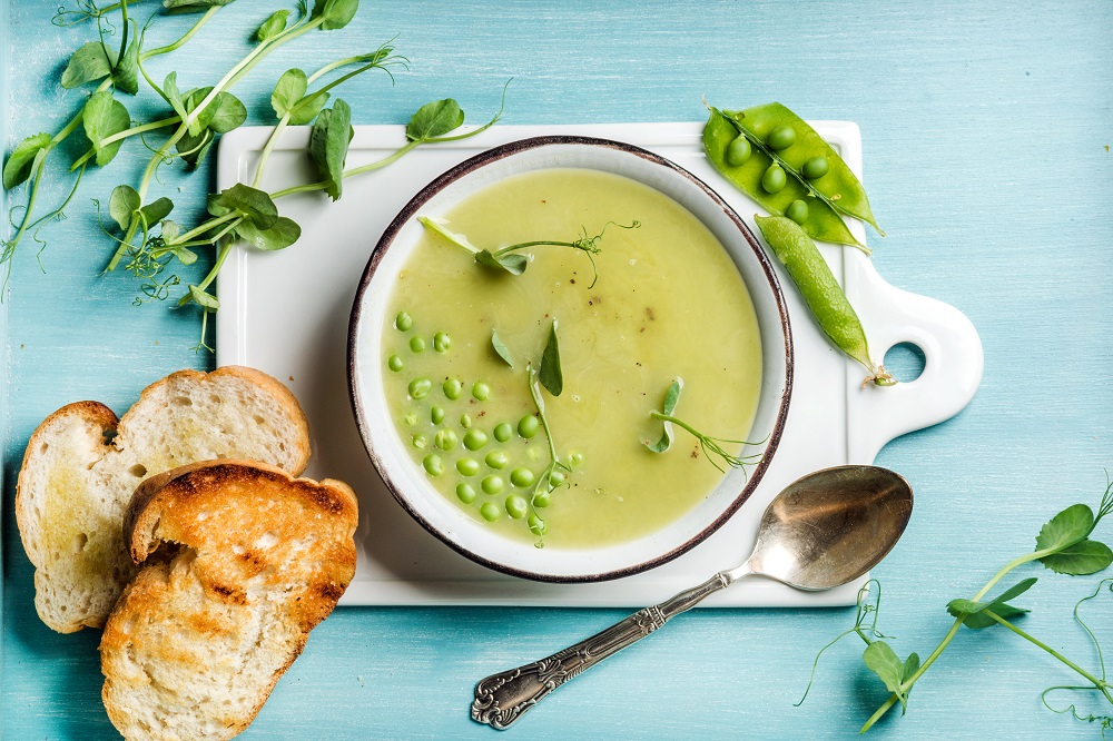 Zupa na słodko i pikantnie – przepis na wiosenną dietę