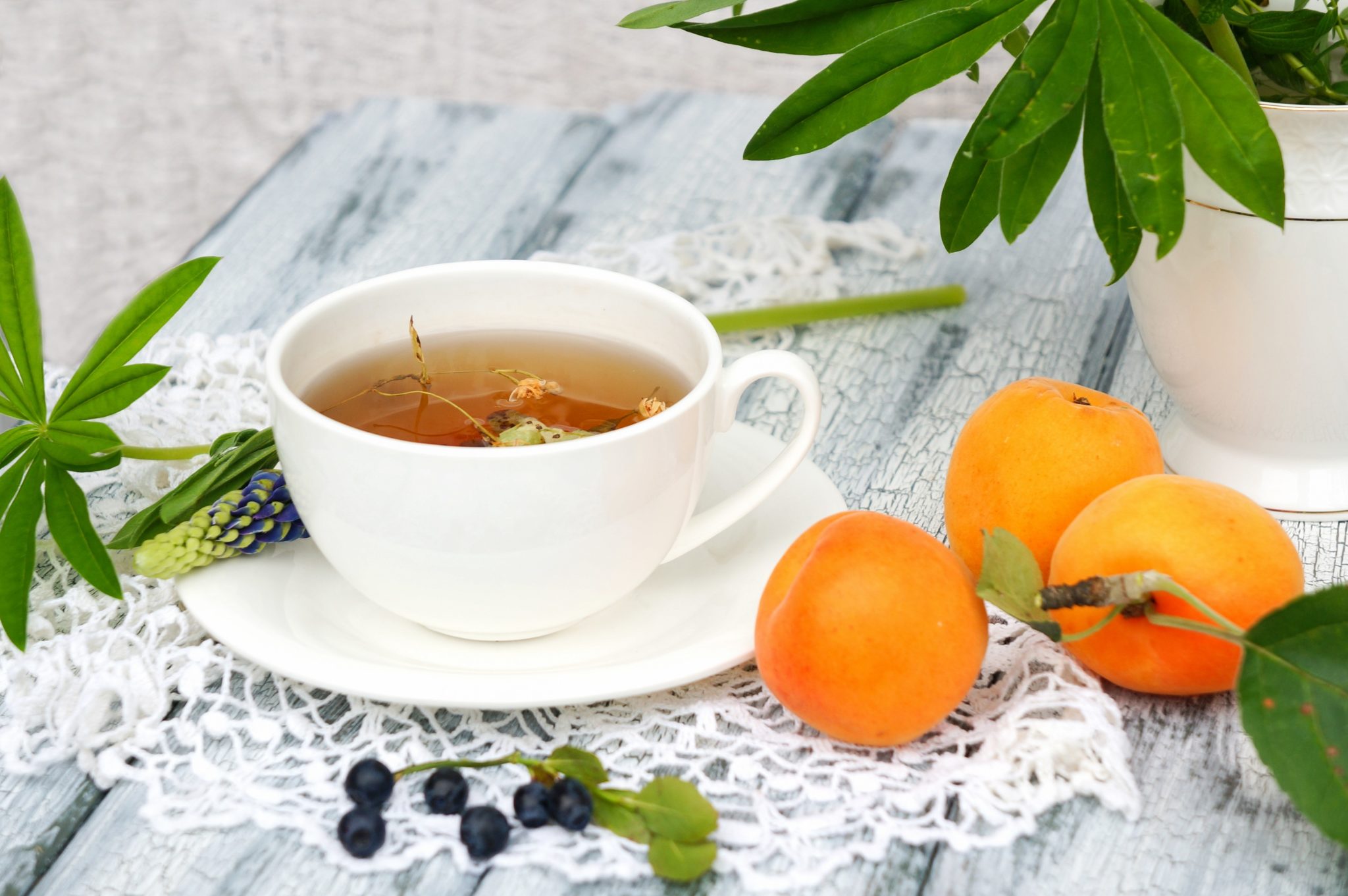 Herbaciane smaki lata – morelowe love na chłodniejsze wieczory