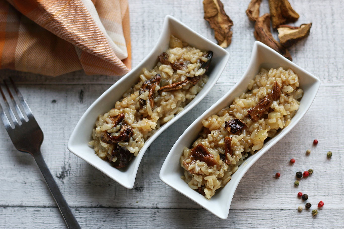 Kuchnia blisko natury – Przepis na aromatyczne risotto z borowikami i parmezanem