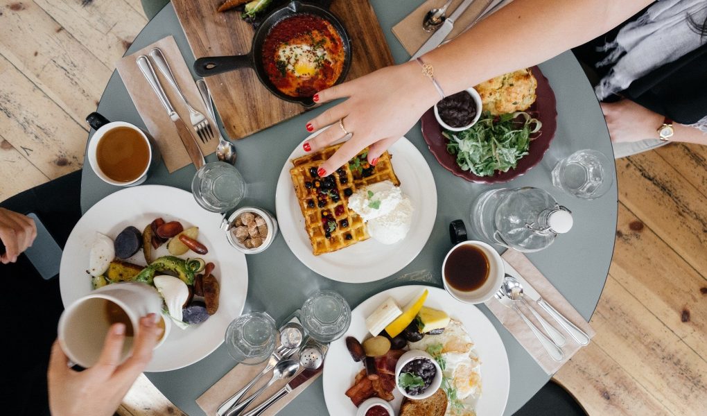 Jajka nadal dzielą Polaków. W jakie mity na temat cholesterolu wierzymy?